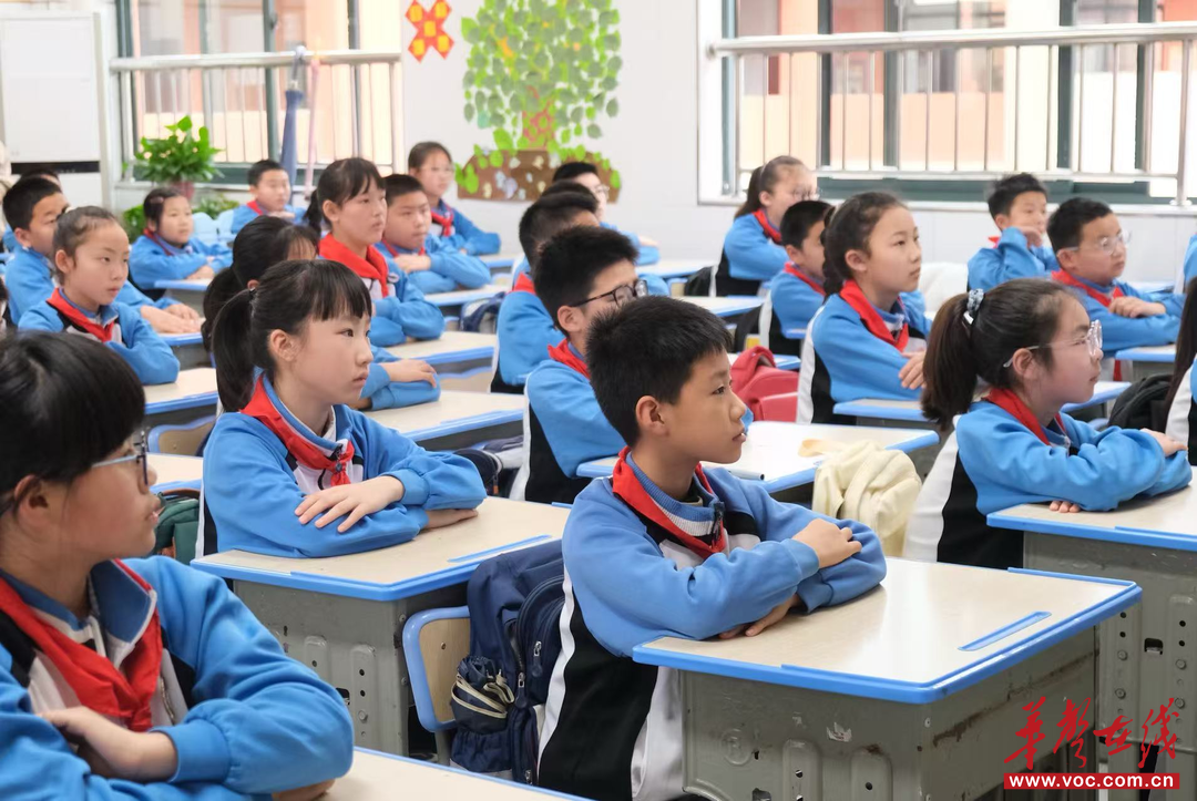 九华和平小学：名企名家进校园，童心共筑科技梦