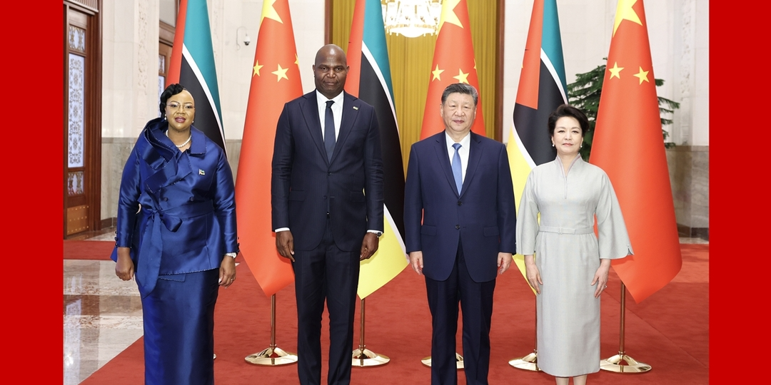 习近平同莫桑比克总统查波会谈