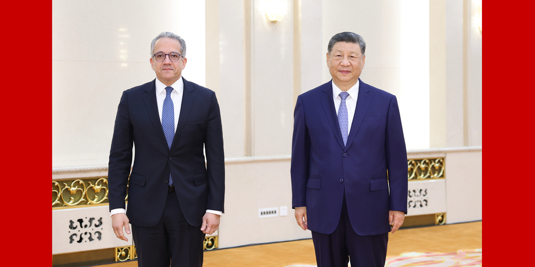 习近平会见联合国教科文组织总干事阿纳尼