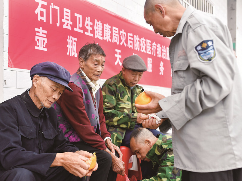 探訪石門受災群眾臨時集中安置點