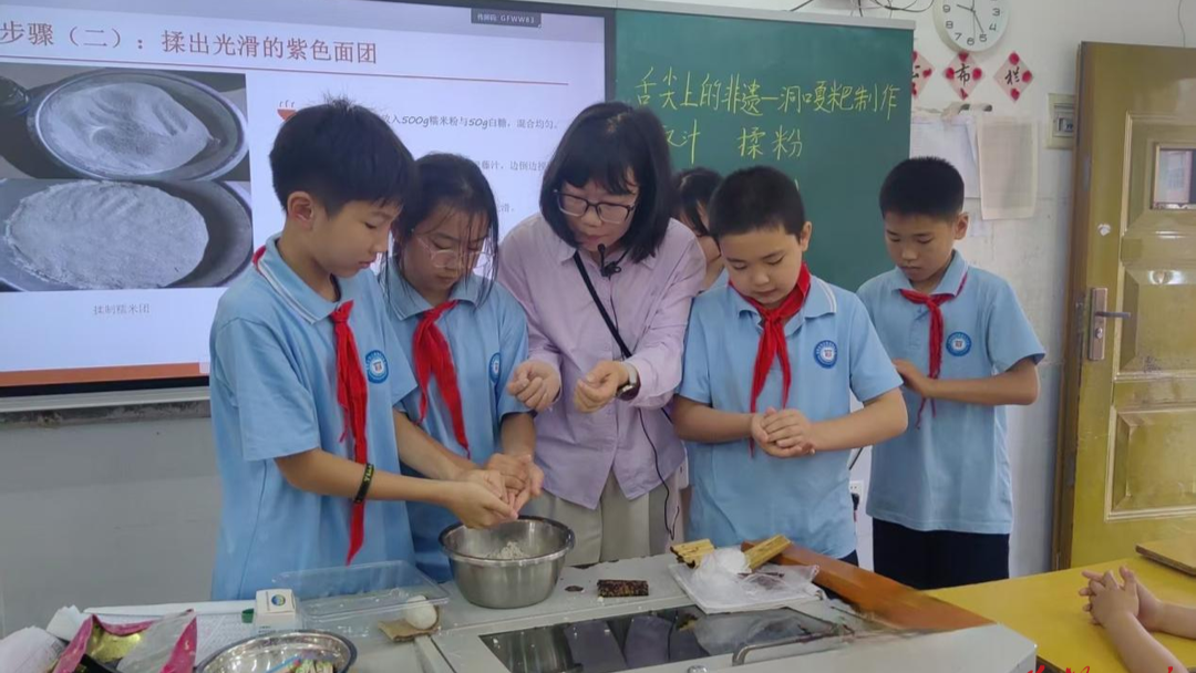 洞口思源实验学校：舌尖非遗进校园 洞口夏粑传乡情                               