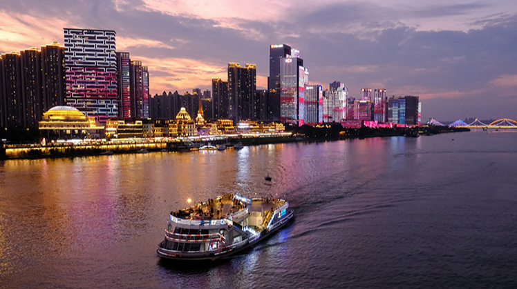 夜游湘江