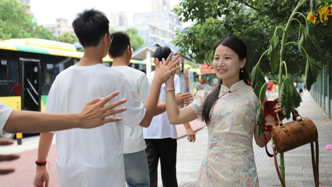 组图 | 临武：以考为序赴远征