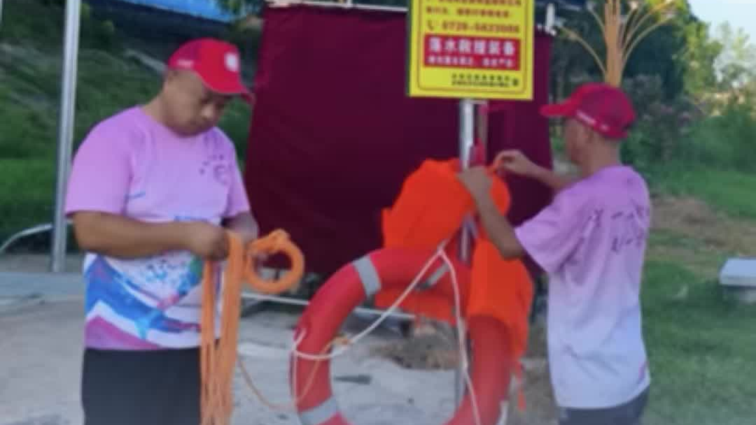 资江边，有支“状元红”防溺巡逻队