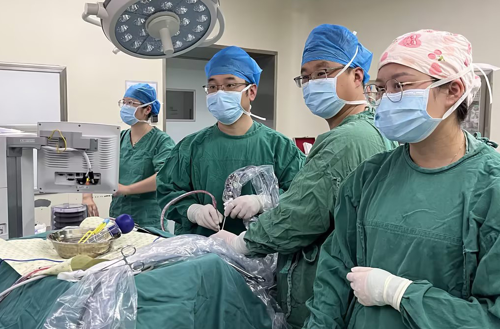 冰河救人显担当，行医十余载守初心——记道县人民医院神经外科主治医师陈学冲