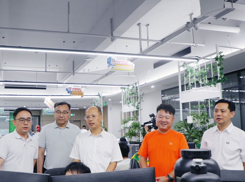 【在习近平新时代中国特色社会主义思想指引下】长沙市新的社会阶层人士“建设力”何以燎原：把“满天星”聚成“一团火”