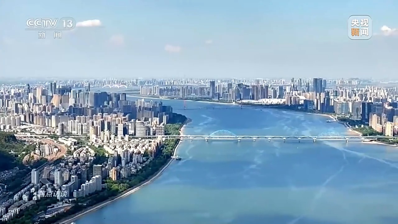 前三季度GDP同比增长4.6% 读懂中国经济三大特点