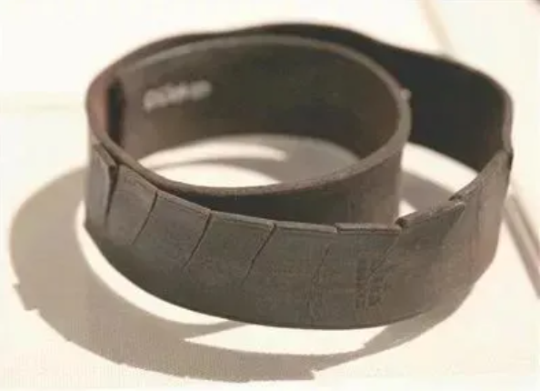如果你问，我们为什么要一再回望长征……