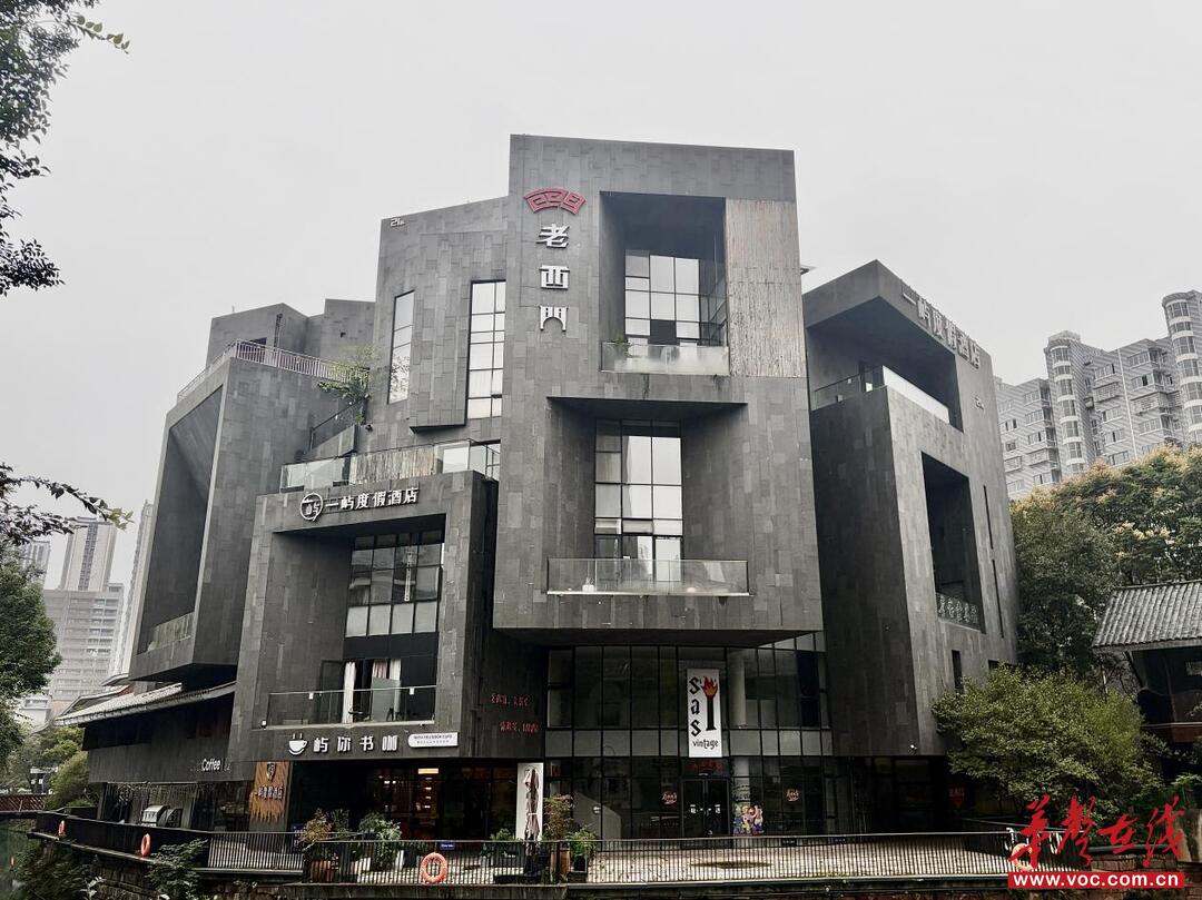 街区，有请②｜“00后”新闻主播李昭霖：真实，是新闻与街区活化的共同底色